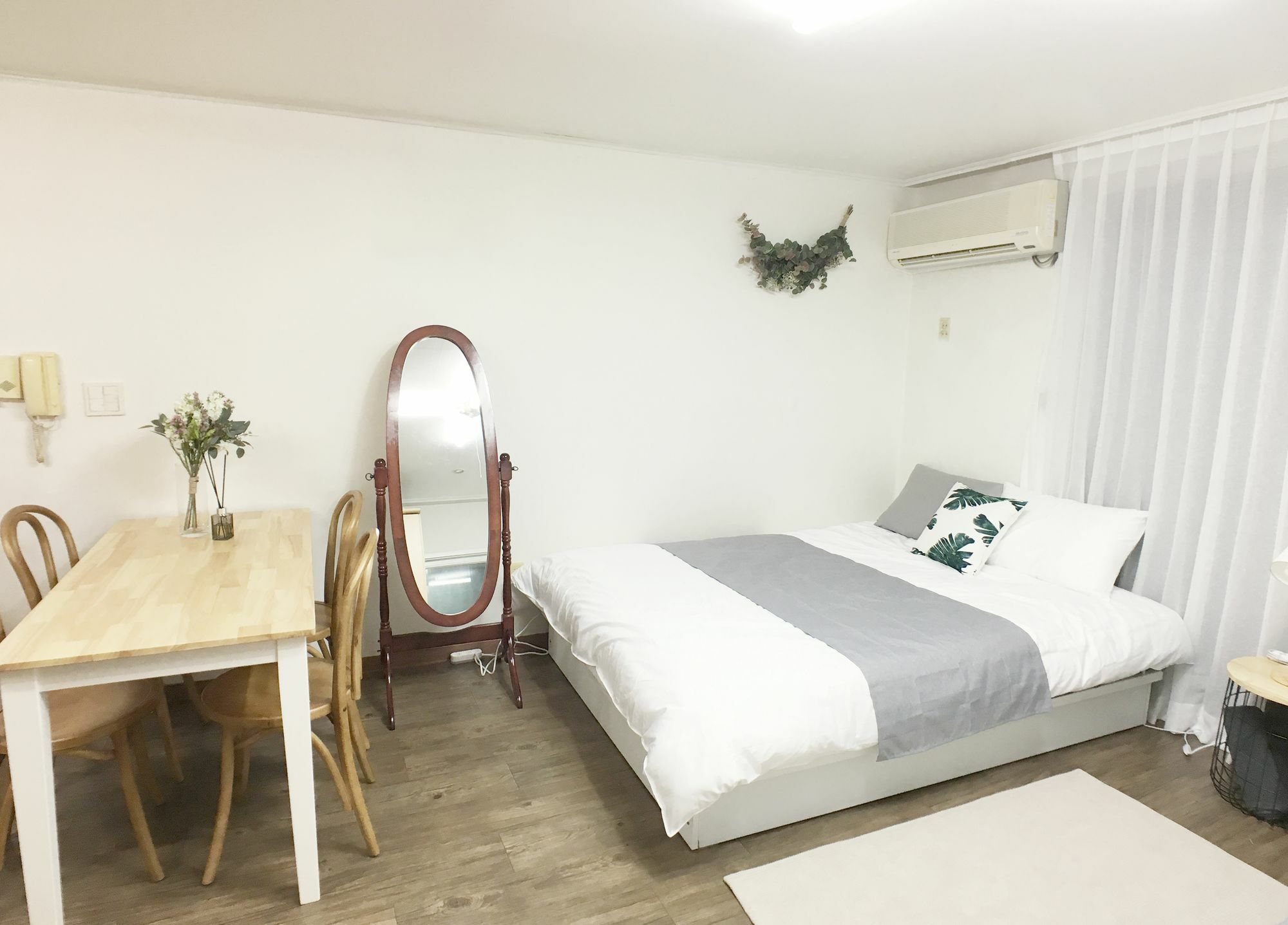Sunny House Hongik Snt 1Mins Lägenhet Seoul Exteriör bild