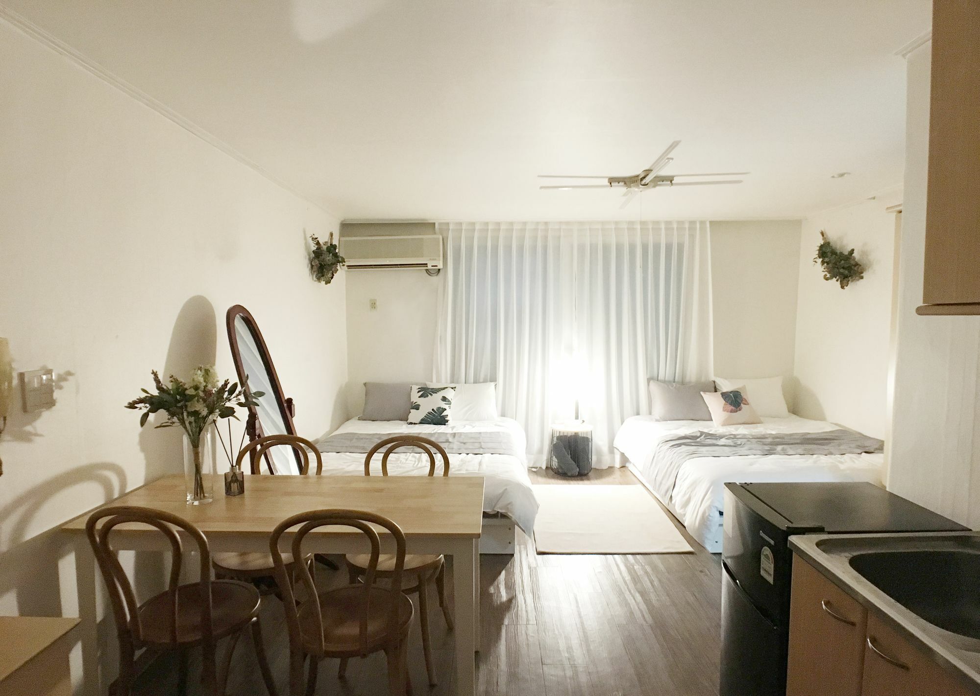 Sunny House Hongik Snt 1Mins Lägenhet Seoul Exteriör bild